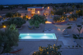 Casa Farlisa, antico baglio con piscina Scicli